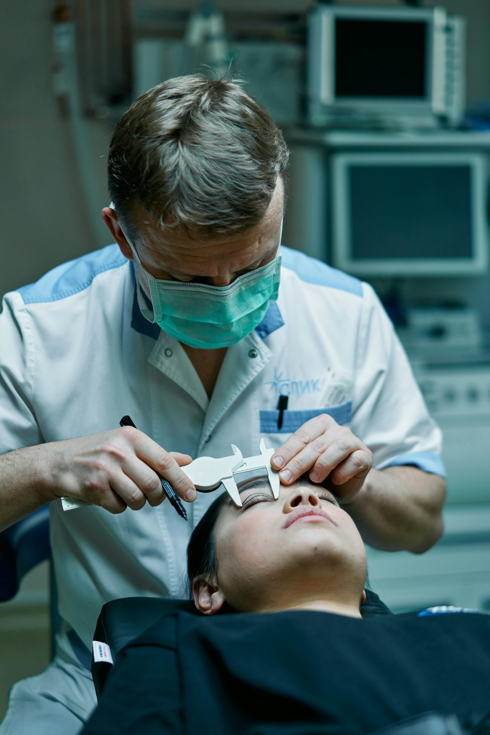 How to Turn Inquiries into Booked Cosmetic Surgery Consultations